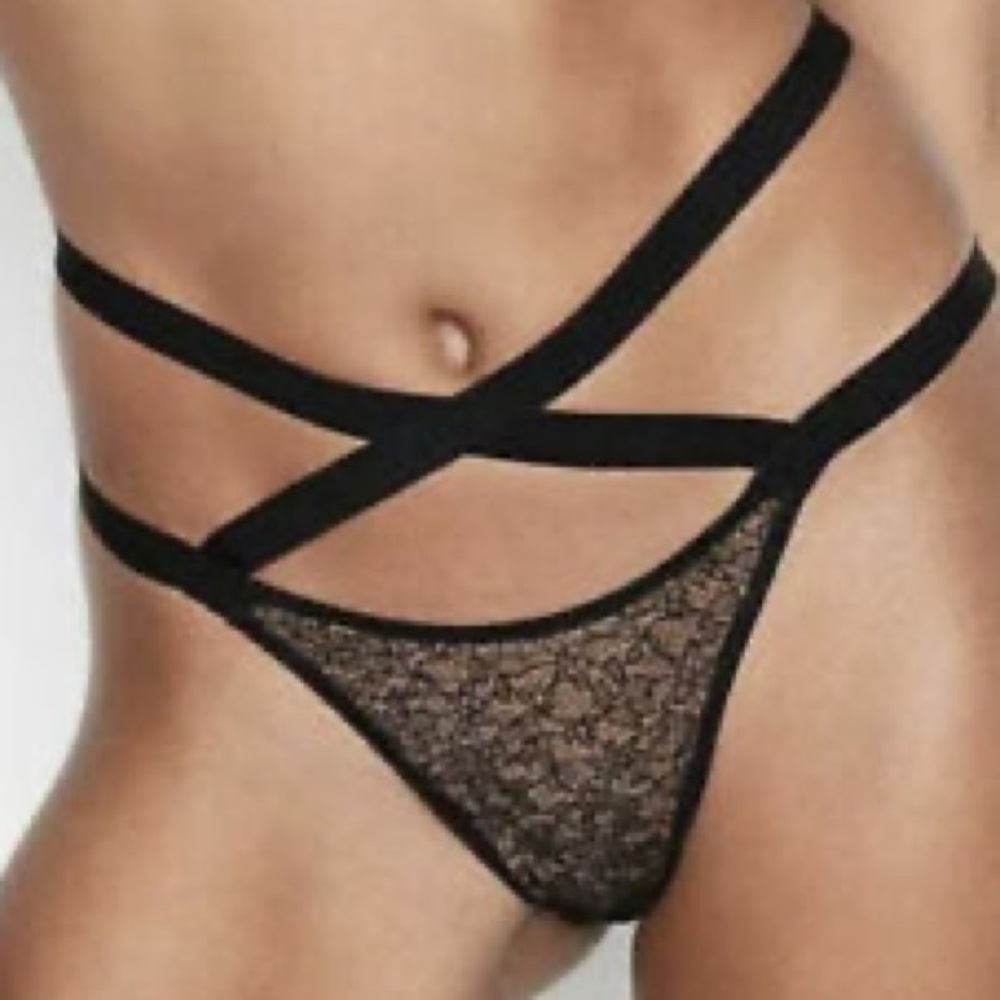 NWT VICTORIA’S SECRET Lace Strappy Brazilian Panty